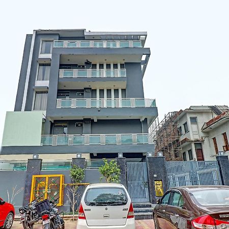 Townhouse Sector 30 Near Botanic Garden Of Indian Republic Otel Noida Dış mekan fotoğraf