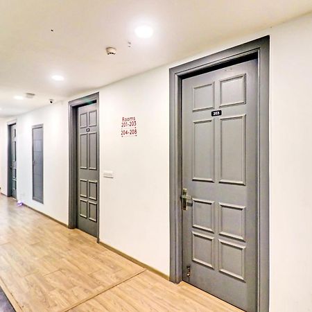 Townhouse Sector 30 Near Botanic Garden Of Indian Republic Otel Noida Dış mekan fotoğraf