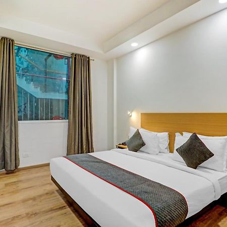 Townhouse Sector 30 Near Botanic Garden Of Indian Republic Otel Noida Dış mekan fotoğraf