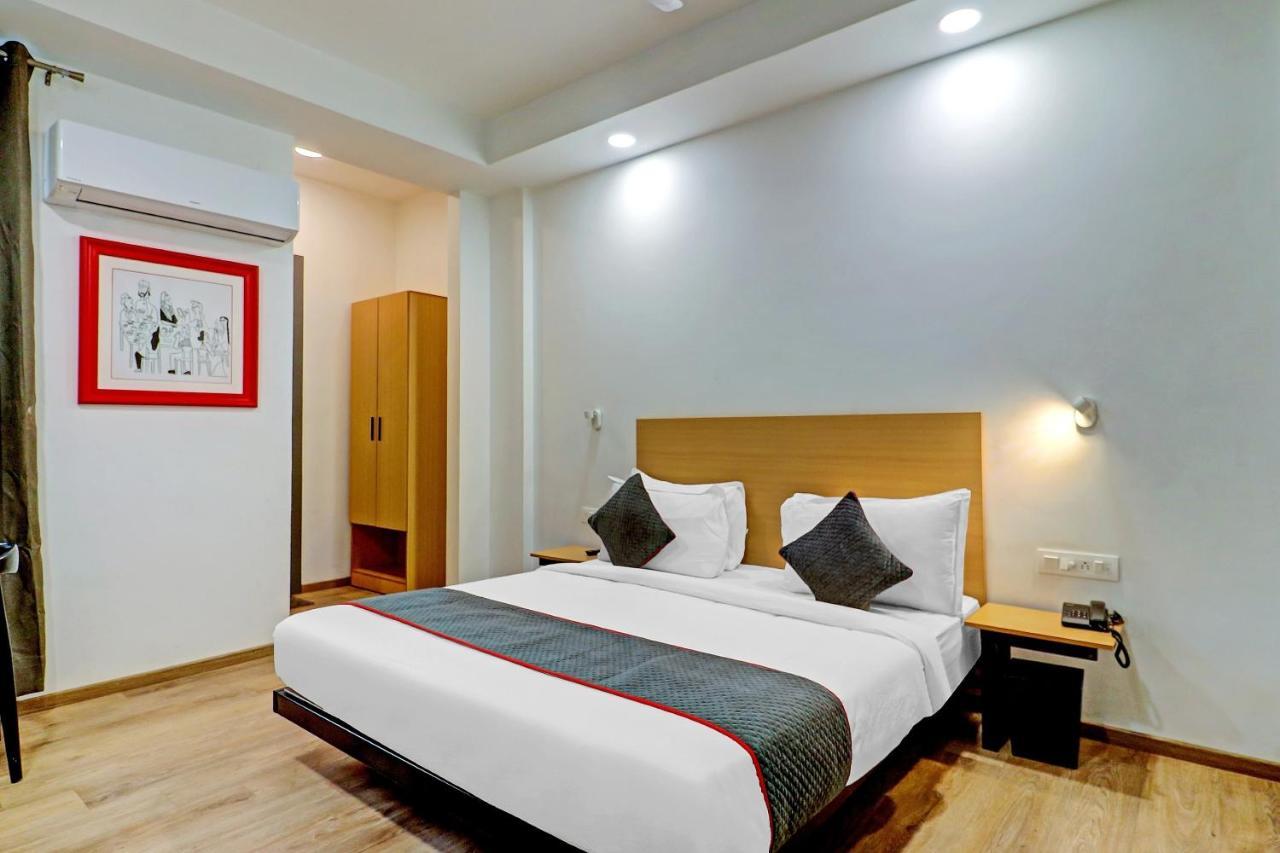 Townhouse Sector 30 Near Botanic Garden Of Indian Republic Otel Noida Dış mekan fotoğraf