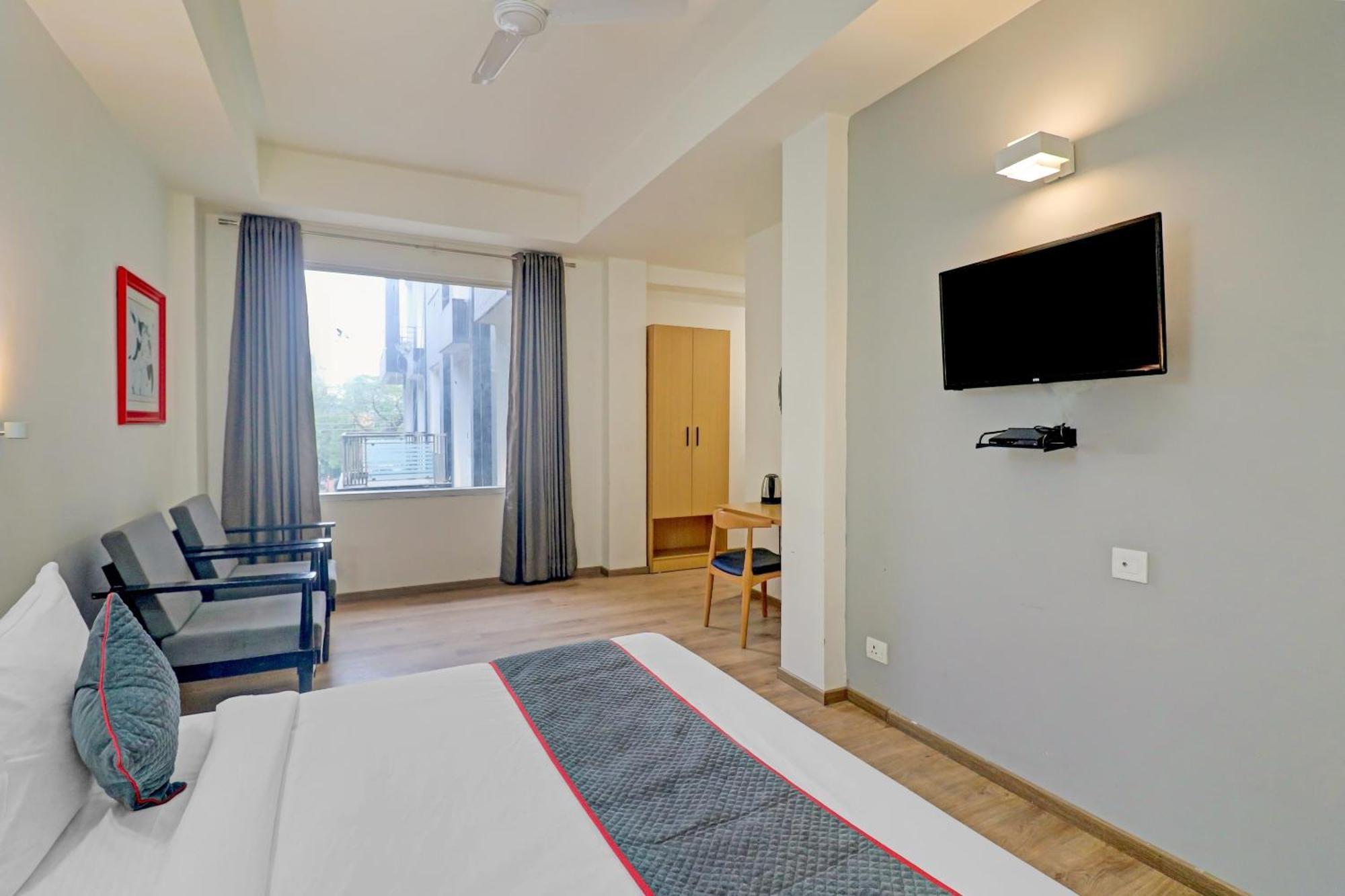 Townhouse Sector 30 Near Botanic Garden Of Indian Republic Otel Noida Dış mekan fotoğraf